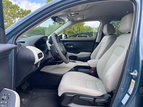 Used 2024 Honda HR-V LX image 6