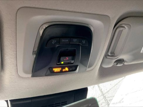 Used 2026 Toyota Corolla Cross LE FWD image 33
