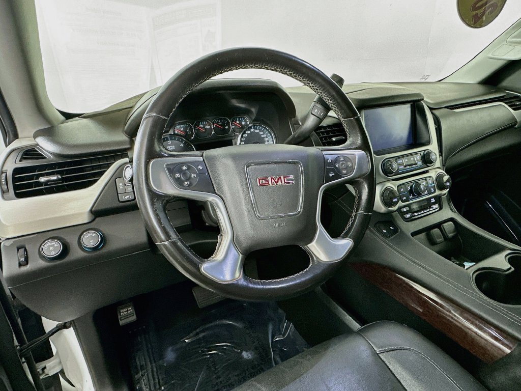 Used 2018 GMC Yukon SLT AWD/4WD image 16
