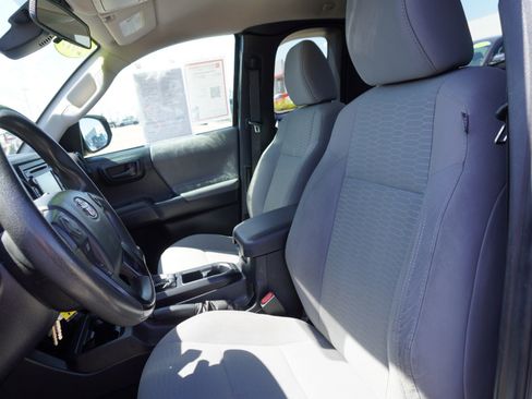 Used 2019 Toyota Tacoma SR RWD image 14
