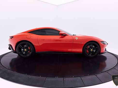 Used 2021 Ferrari Roma RWD image 19