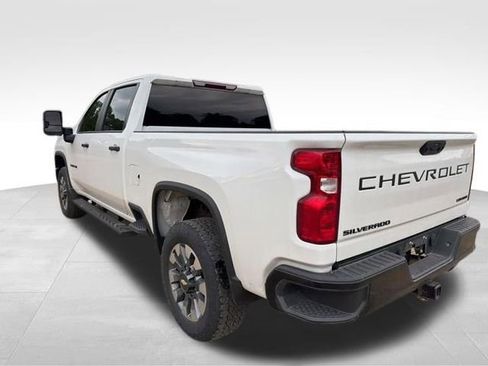 Used 2024 Chevrolet Silverado 2500 Custom w/ Custom Convenience Package AWD/4WD image 5