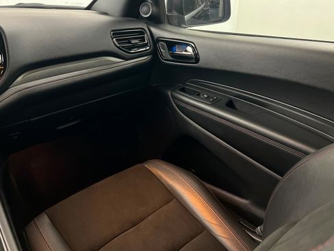 Used 2022 Dodge Durango R/T w/ Blacktop Package AWD/4WD image 10