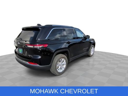 Used 2023 Jeep Grand Cherokee Limited AWD/4WD image 9