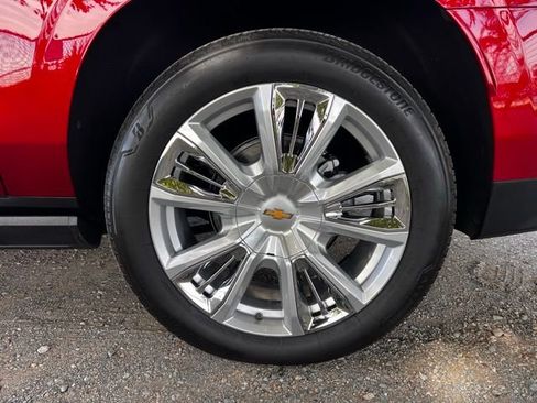 Certified 2024 Chevrolet Suburban High Country w/ Max Trailering Package image 8