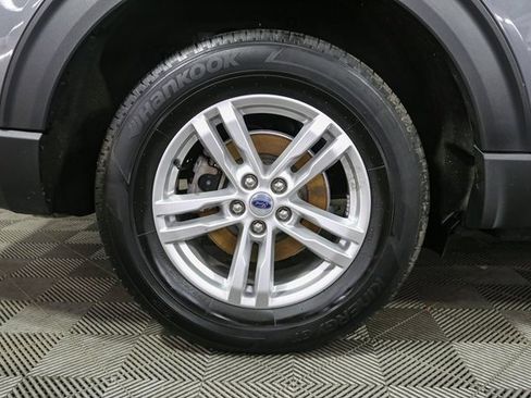 Used 2023 Ford Explorer XLT w/ Equipment Group 202A image 16