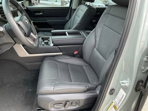 Used 2024 Toyota Tundra Limited image 15