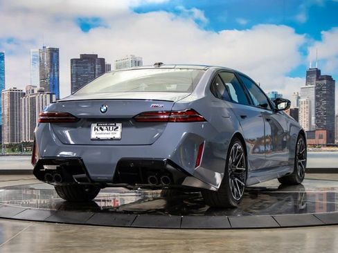 New 2026 BMW M5 w/ Executive Package image 8