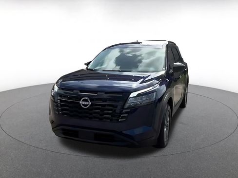 Used 2026 Nissan Pathfinder SV FWD image 7