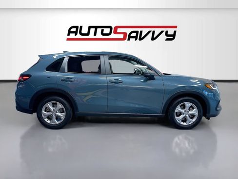 Used 2025 Honda HR-V LX image 8