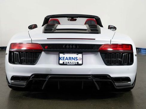 Used 2018 Audi R8 V10 image 7