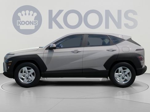 New 2027 Hyundai Kona SE AWD/4WD image 4
