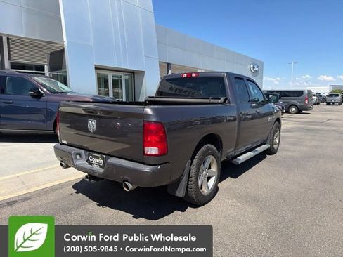 Used 2015 RAM 1500 Express RWD image 15
