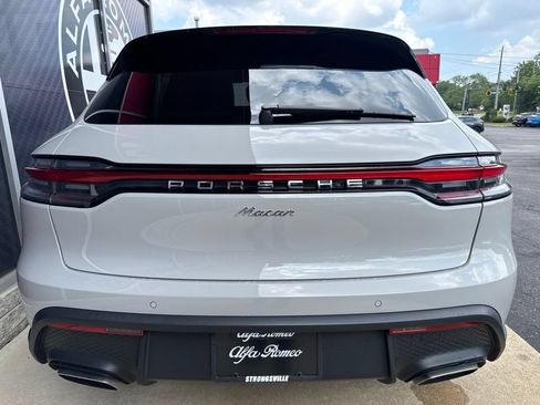 Used 2024 Porsche Macan Turbo AWD/4WD image 11