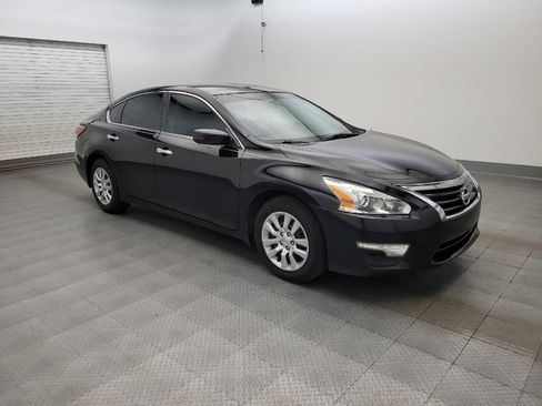 Used 2014 Nissan Altima 2.5 S FWD image 11