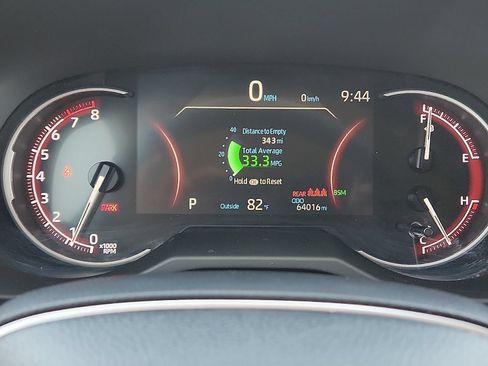 Used 2024 Toyota RAV4 XLE w/ Convenience Package FWD image 18