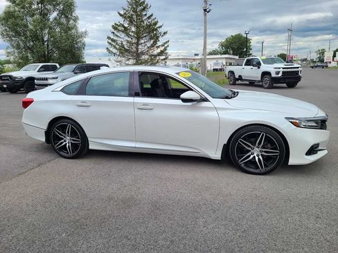 Used 2022 Honda Accord Touring image 5