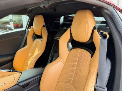 Used 2021 Chevrolet Corvette Stingray Preferred Cpe w/ Z51 Performance Package image 34