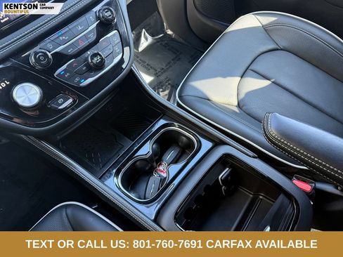 Used 2026 Chrysler Pacifica Limited AWD/4WD image 22