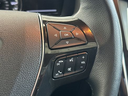 Used 2017 Ford Explorer Limited w/ Equipment Group 301A AWD/4WD image 33