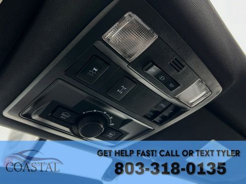 Used 2017 Toyota Tacoma TRD Off-Road w/ Premium & Technology Package image 46