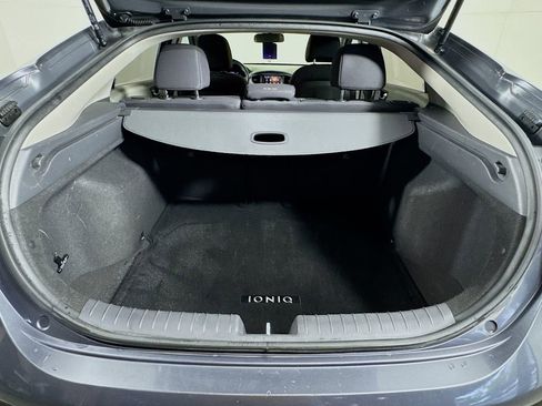 Used 2017 Hyundai Ioniq SEL image 29