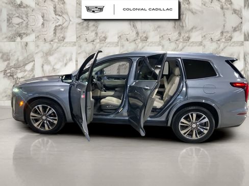 Used 2021 Cadillac XT6 Premium Luxury image 6