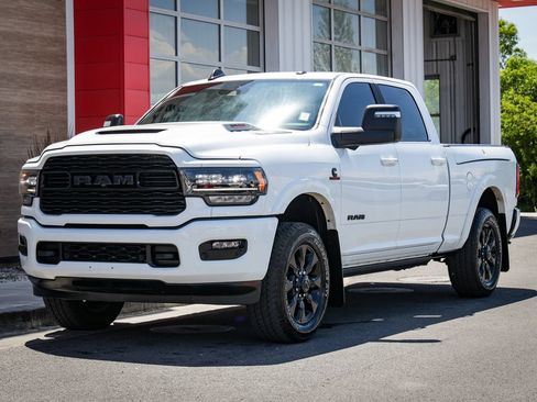 Used 2023 RAM 2500 Limited AWD/4WD image 9