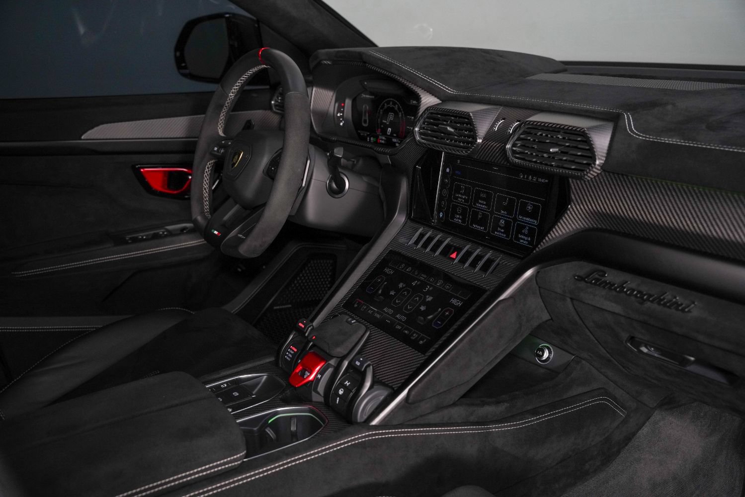 Used 2023 Lamborghini Urus Performante AWD/4WD image 38
