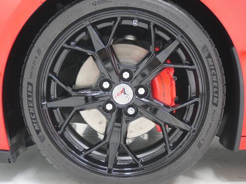 Used 2022 Chevrolet Corvette Stingray Coupe w/ 1LT image 28