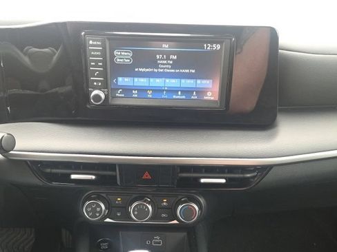 Used 2025 Nissan Kicks S FWD image 24