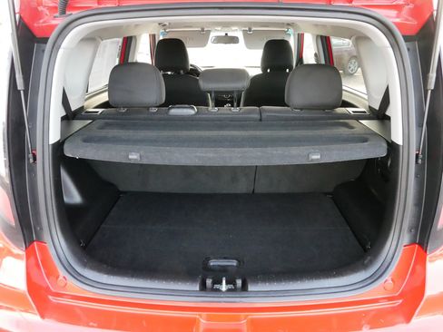 Used 2018 Kia Soul + image 18