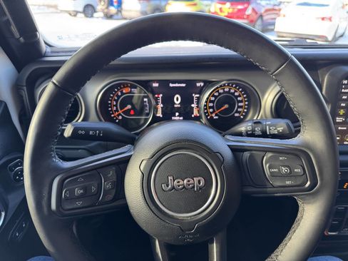 Used 2023 Jeep Wrangler Unlimited Willys image 25