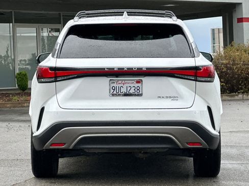 Used 2025 Lexus RX 350h w/ Convenience Package image 8