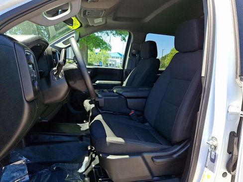 Certified 2025 Chevrolet Silverado 2500 W/T AWD/4WD image 14