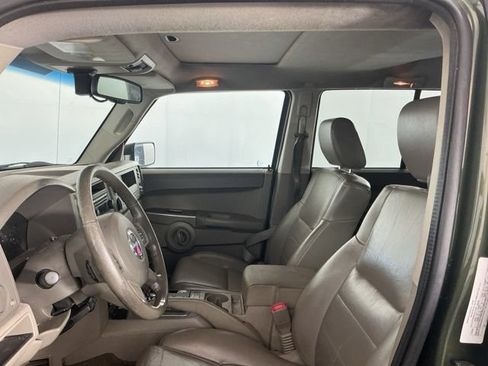 Used 2007 Jeep Commander Sport AWD/4WD image 10