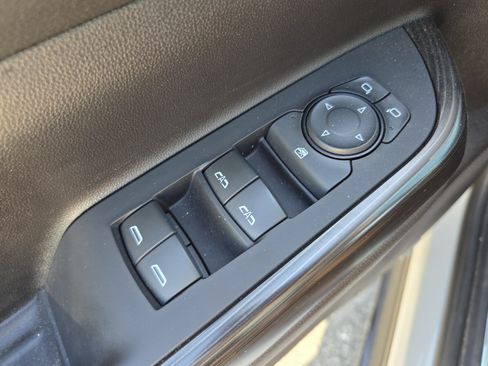 Certified 2023 GMC Acadia SLT FWD image 29