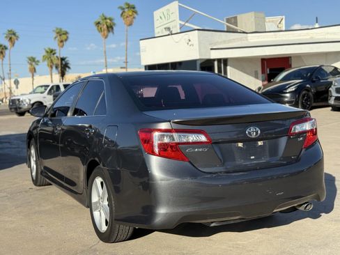 Used 2012 Toyota Camry XLE image 4
