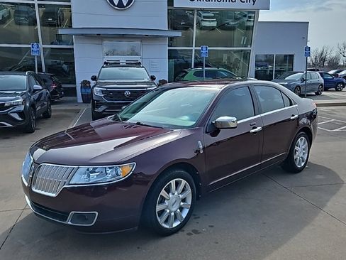 Used 2011 Lincoln MKZ image 1