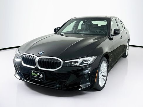 Used 2024 BMW 330e RWD image 3