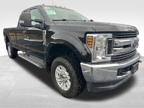 Used 2018 Ford F350 XL AWD/4WD image 8