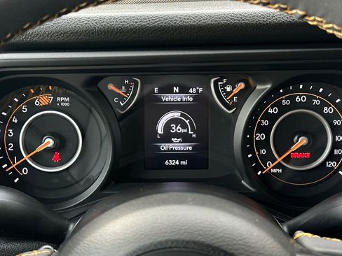 Used 2025 Jeep Wrangler Willys image 26