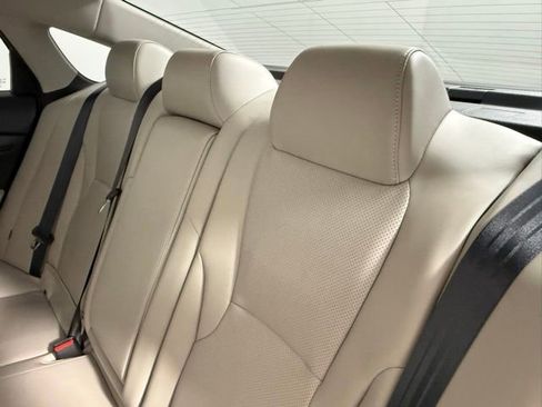 Used 2023 Honda Accord Touring image 37