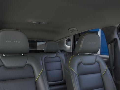 New 2026 Chevrolet Trax ACTIV w/ Driver Confidence Package FWD image 24