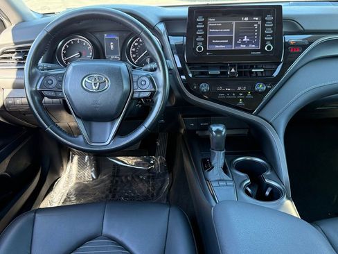 Used 2024 Toyota Camry SE image 38