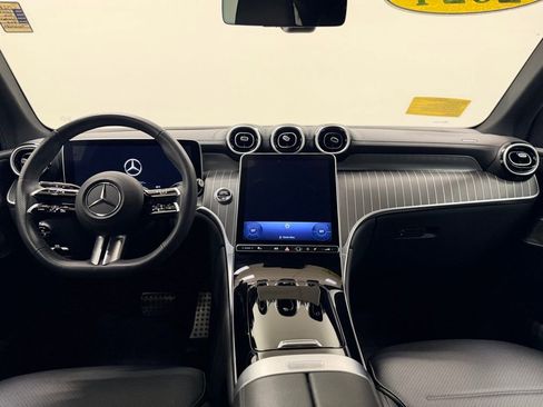 Used 2024 Mercedes-Benz GLC 300 4MATIC image 14