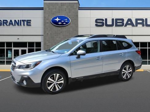 Used 2018 Subaru Outback 2.5i Limited AWD/4WD image 6