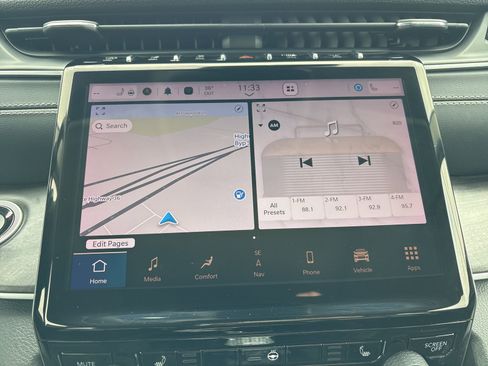 Used 2023 Jeep Grand Cherokee L Limited image 38