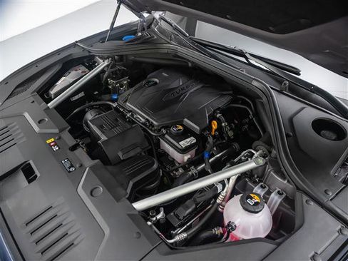 New 2026 Genesis GV70 2.5T Advanced AWD/4WD image 11