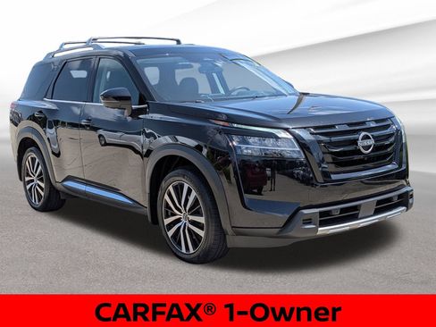 Certified 2024 Nissan Pathfinder Platinum AWD/4WD image 4